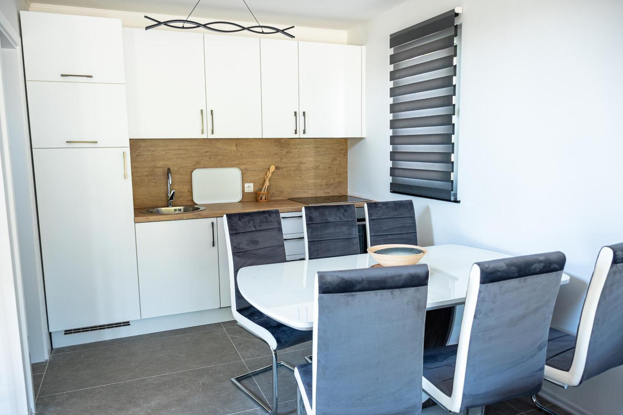 Aria Deluxe Mobile Homes With Terme Catez Tickets Catez ob Savi
