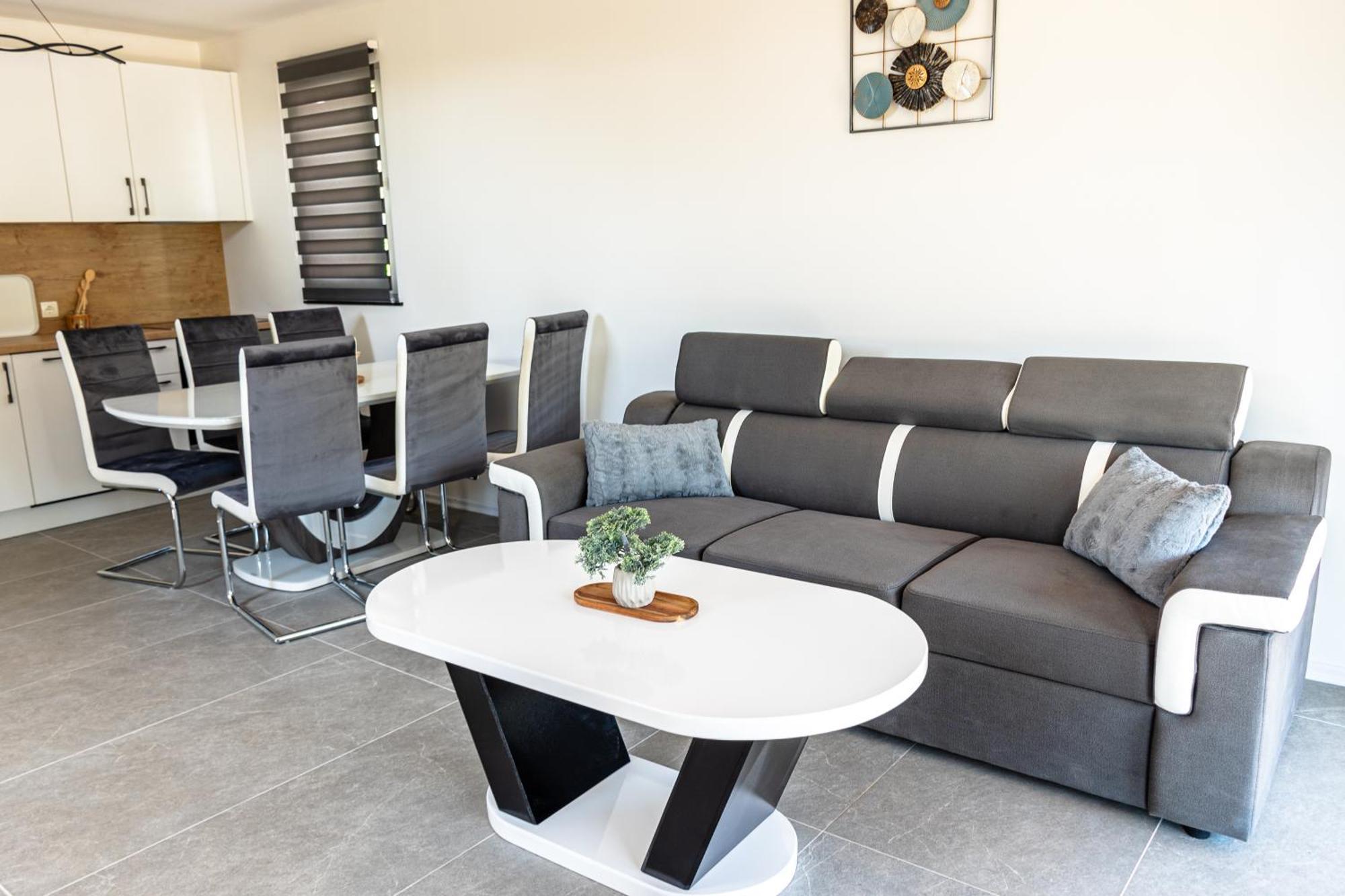 Aria Deluxe Mobile Homes With Terme Catez Tickets Holiday home